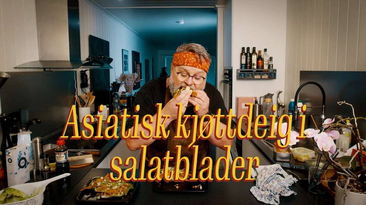 Asiatisk kjøttdeig i salatblader med gulrot