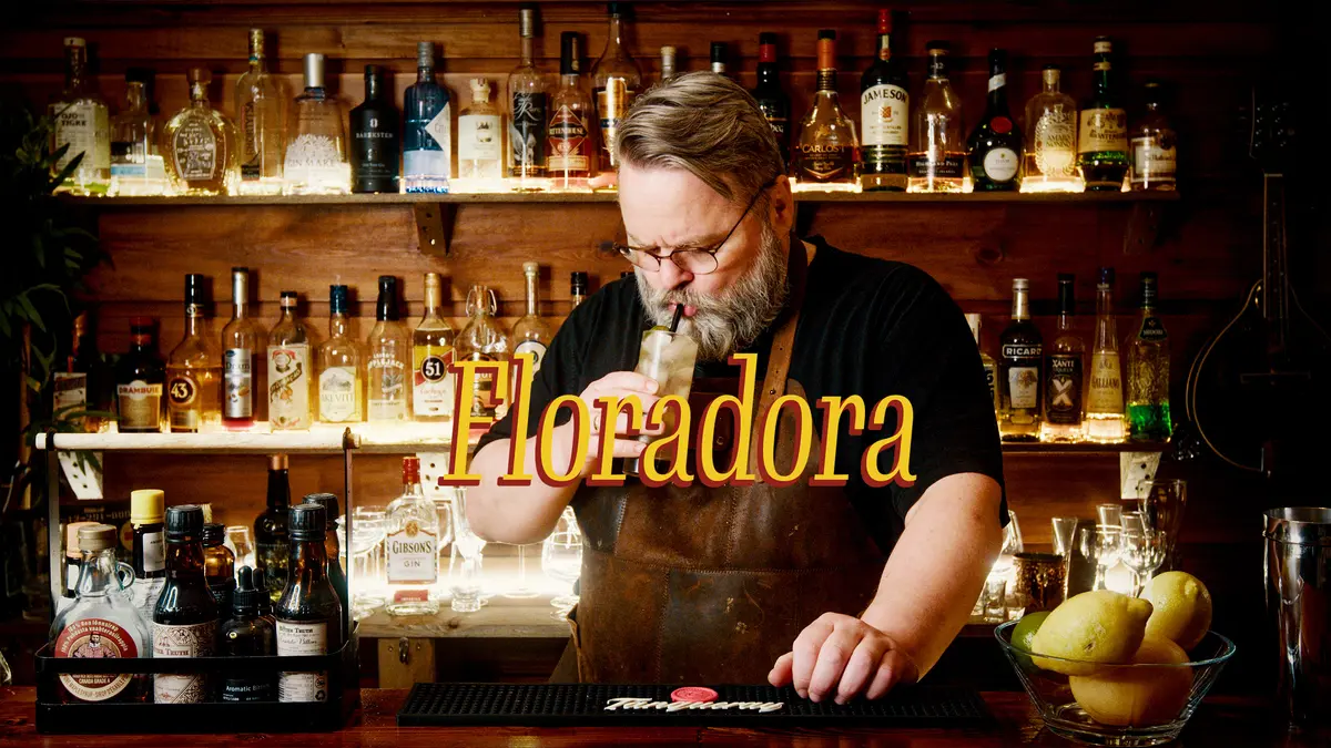 Floradora Cocktail med gin og bringebær!
