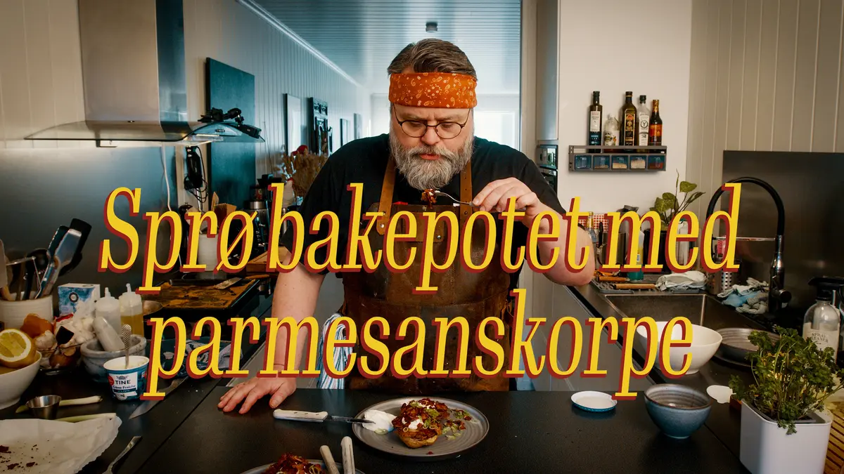 Sprø bakepotet med parmesanskorpe (2 poteter)